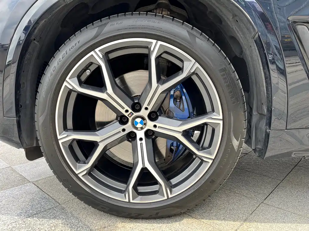BMW X5 (Import) — миниатюра 8
