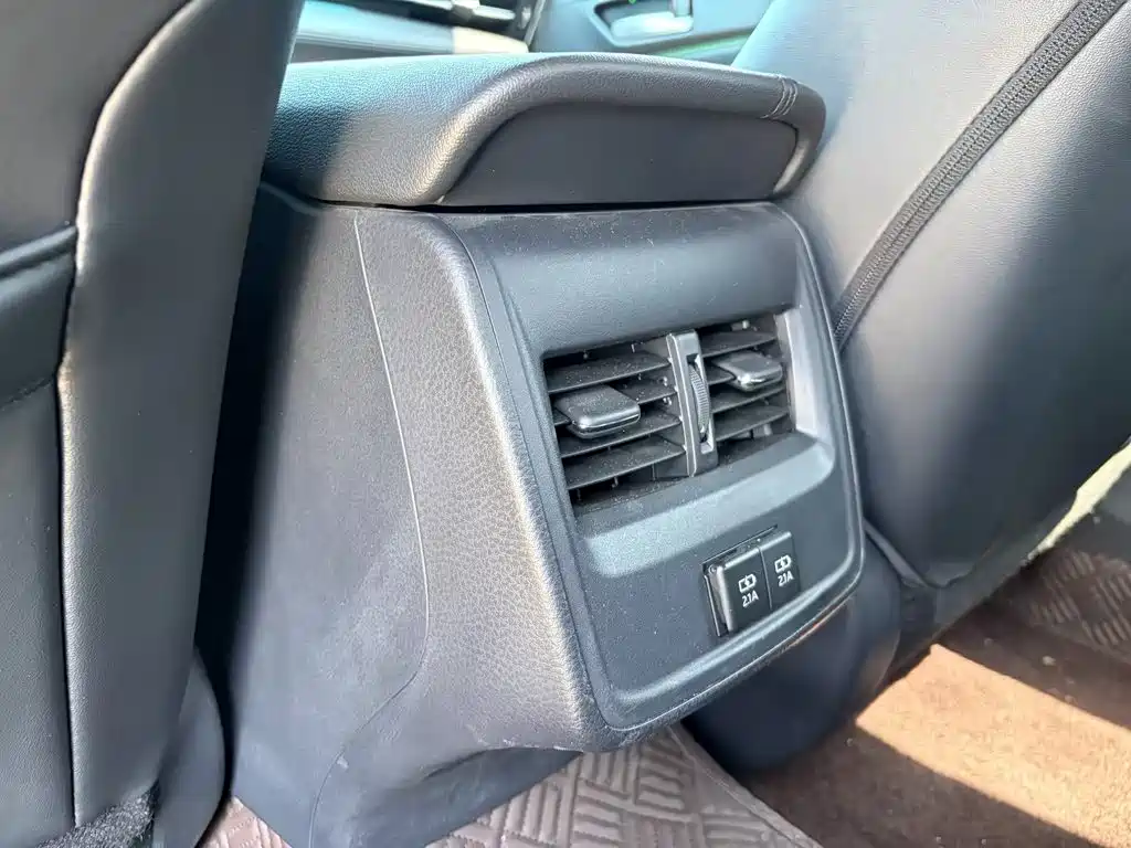 Toyota Avalon — миниатюра 17