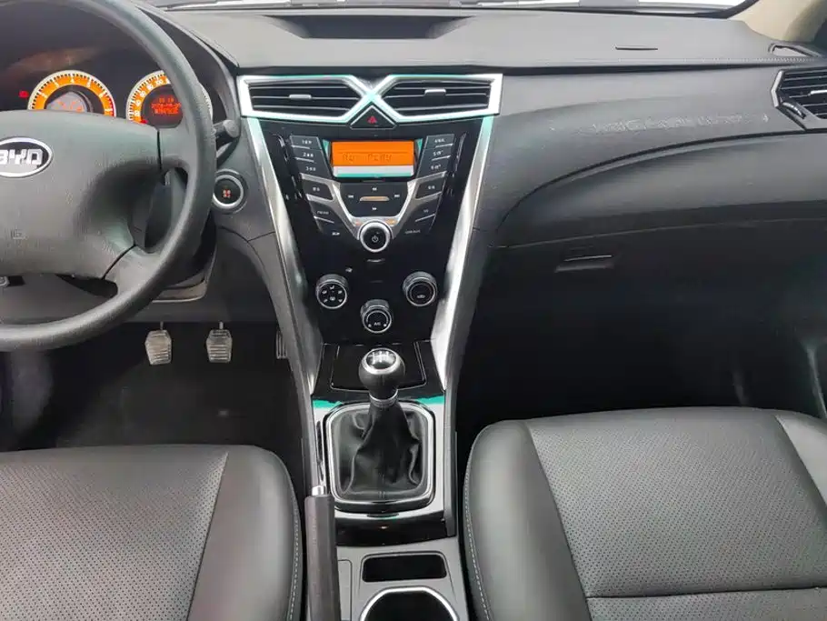 BYD F3 — миниатюра 13