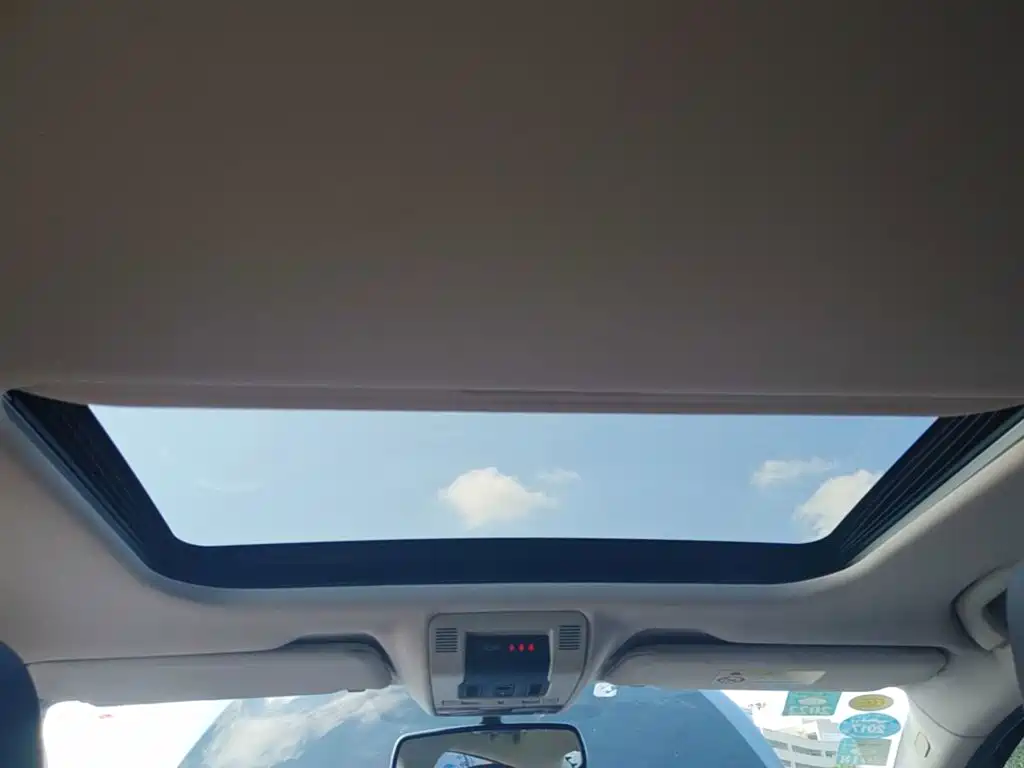 Qoros Qoros 3 — миниатюра 18