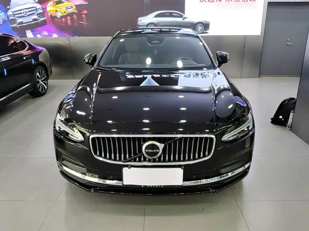 Volvo S90 — миниатюра 3