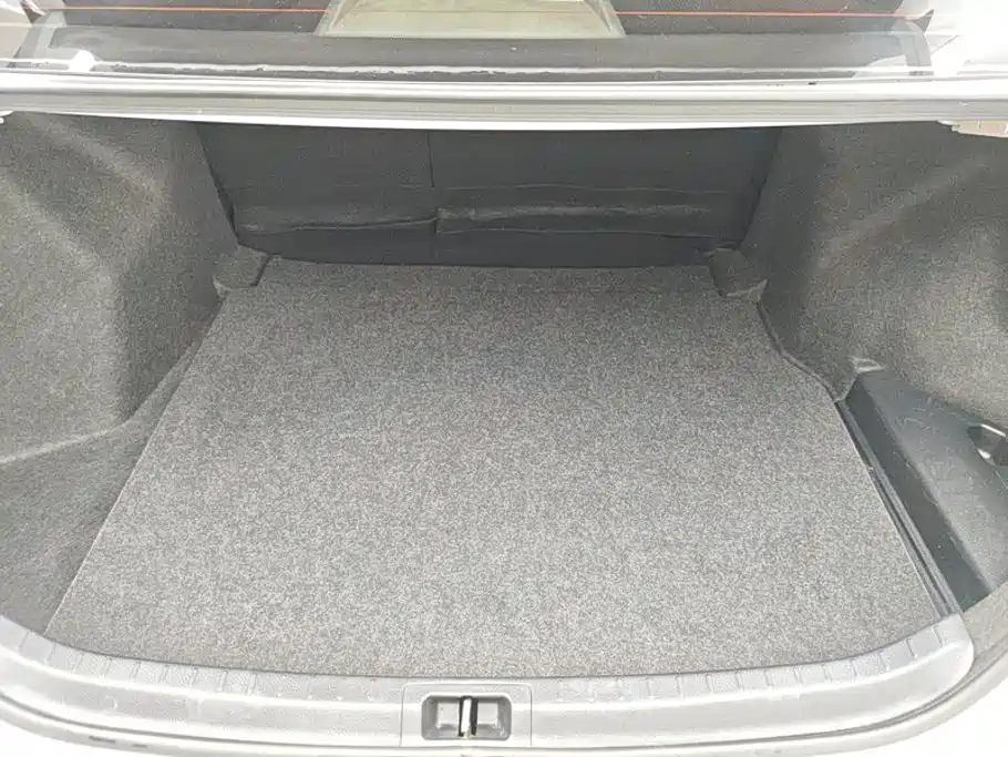 Toyota Corolla — миниатюра 4