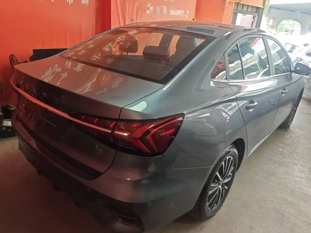 Roewe i5 — миниатюра 7
