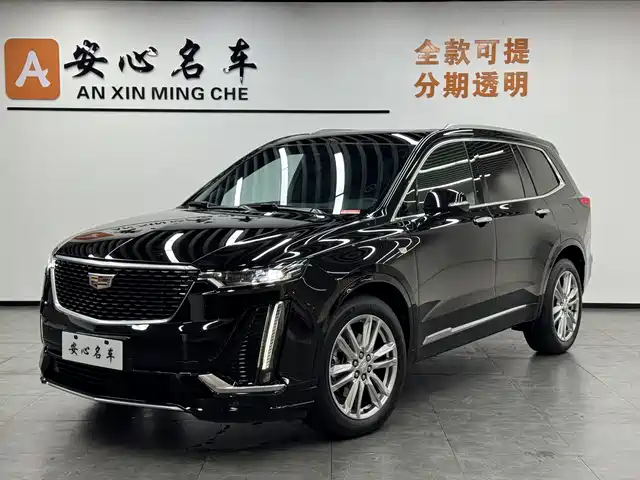CADILLAC XT6