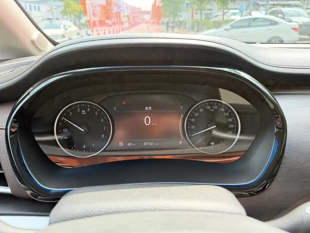 Buick GL8 — миниатюра 17