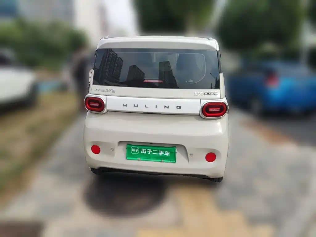 Wuling MINIEV — миниатюра 3
