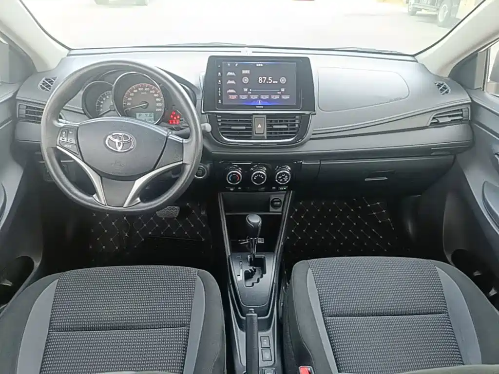 Toyota Vios — миниатюра 10