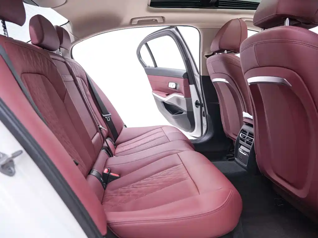 BMW 3 Series — миниатюра 24