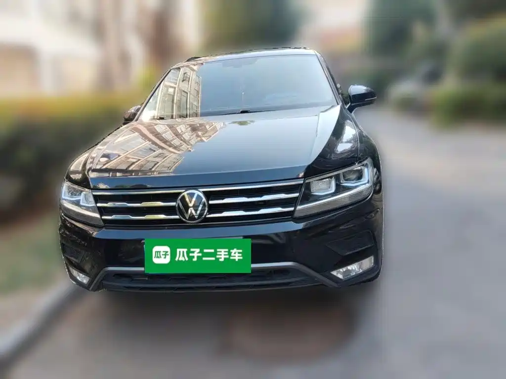 Volkswagen Tiguan L — миниатюра 2