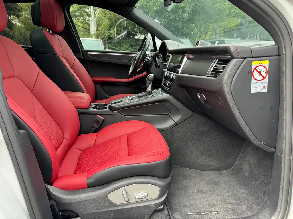 Porsche Macan — миниатюра 19