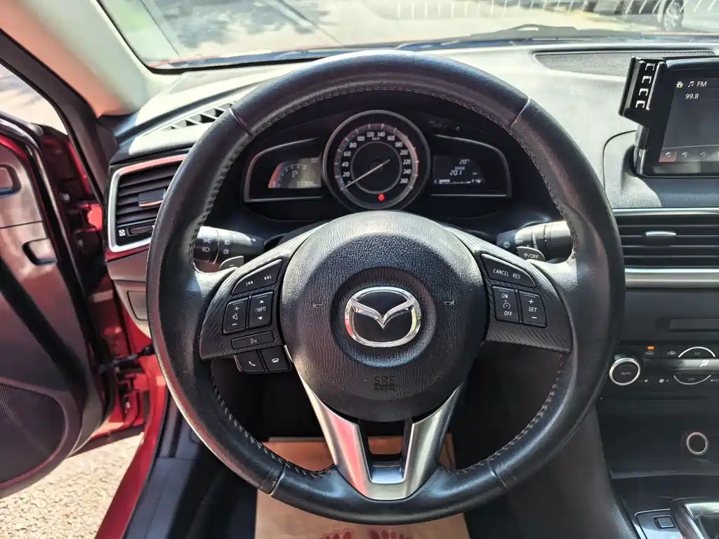 Mazda 3 Axela — миниатюра 9