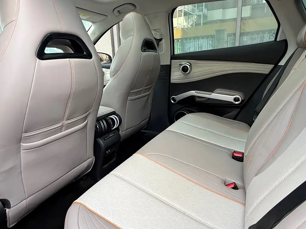 BYD Yuan Plus — миниатюра 6