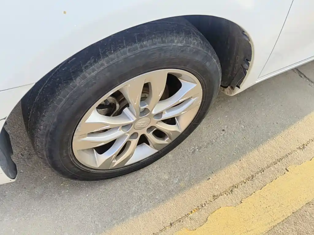 Geely Emgrand — миниатюра 23