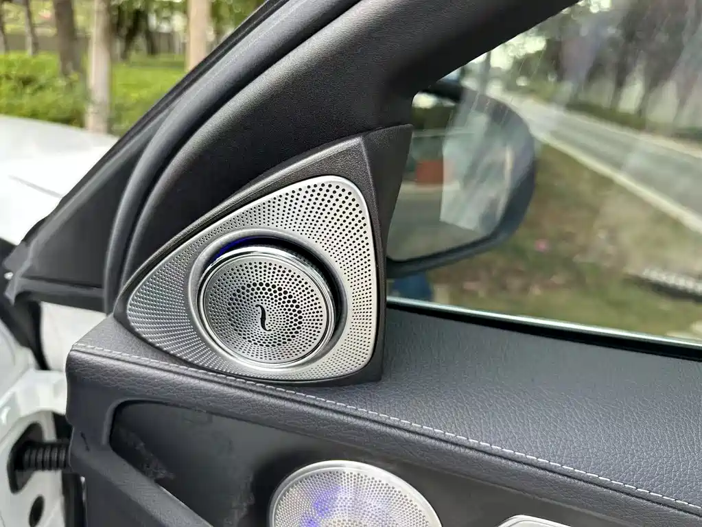 Mercedes-Benz C-Class — миниатюра 29