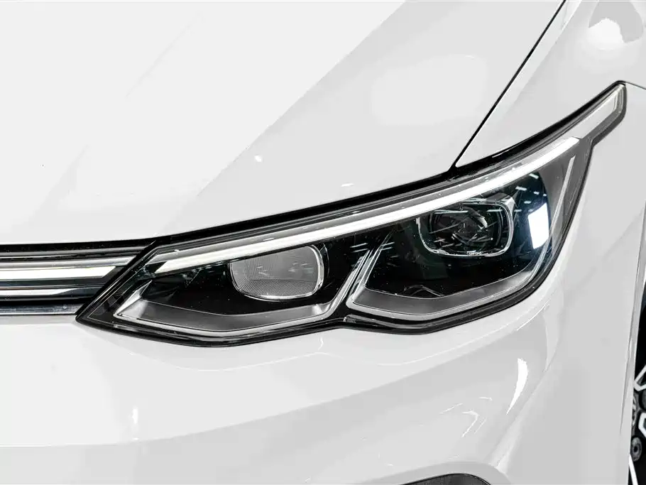 Volkswagen Golf — миниатюра 4