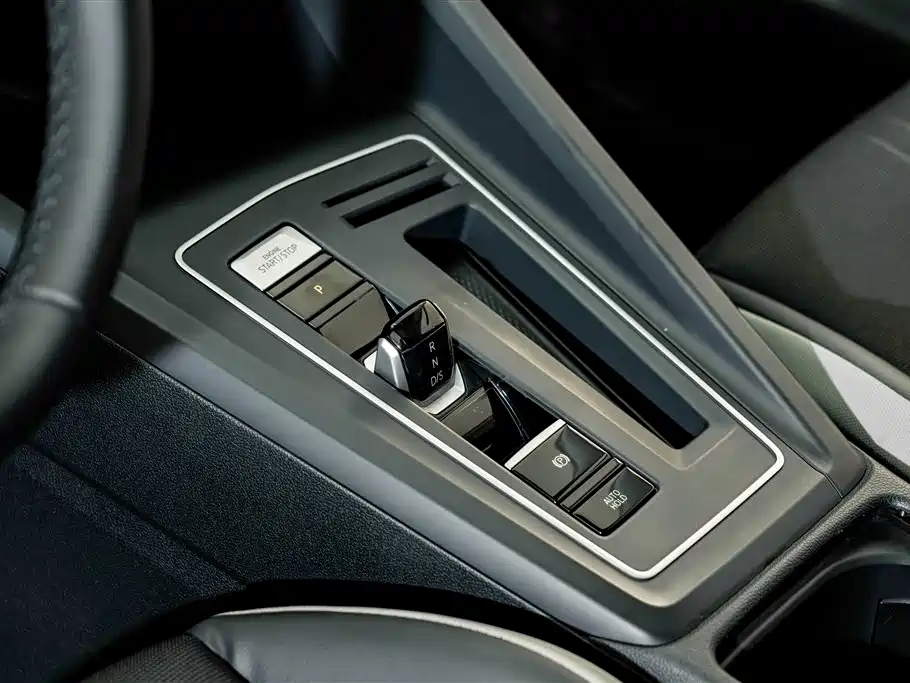 Volkswagen Golf — миниатюра 11