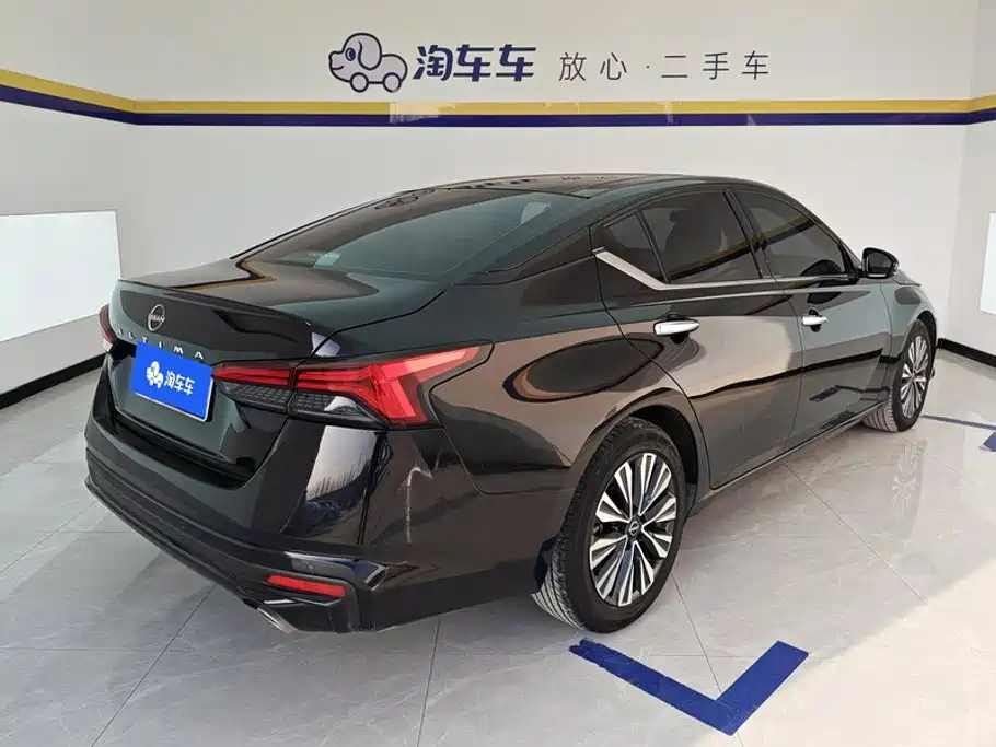 Nissan Teana — миниатюра 3