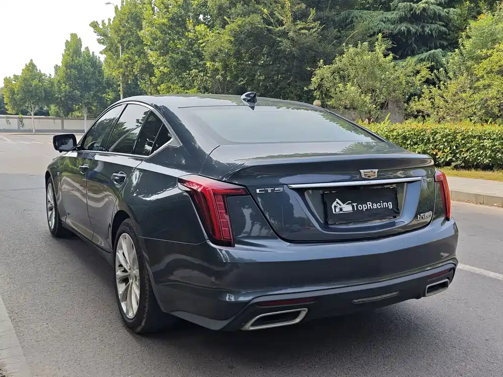 Cadillac CT5 — миниатюра 7