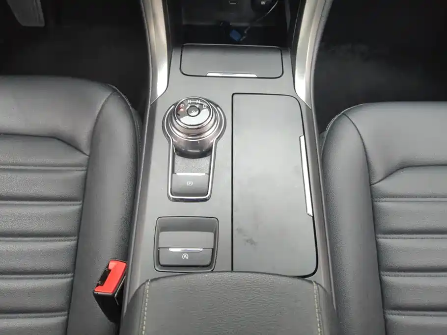 Ford Mondeo — миниатюра 16