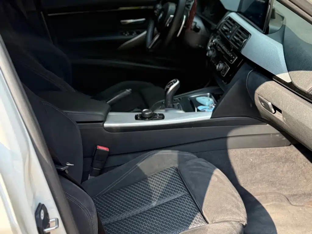 BMW 3 Series — миниатюра 5