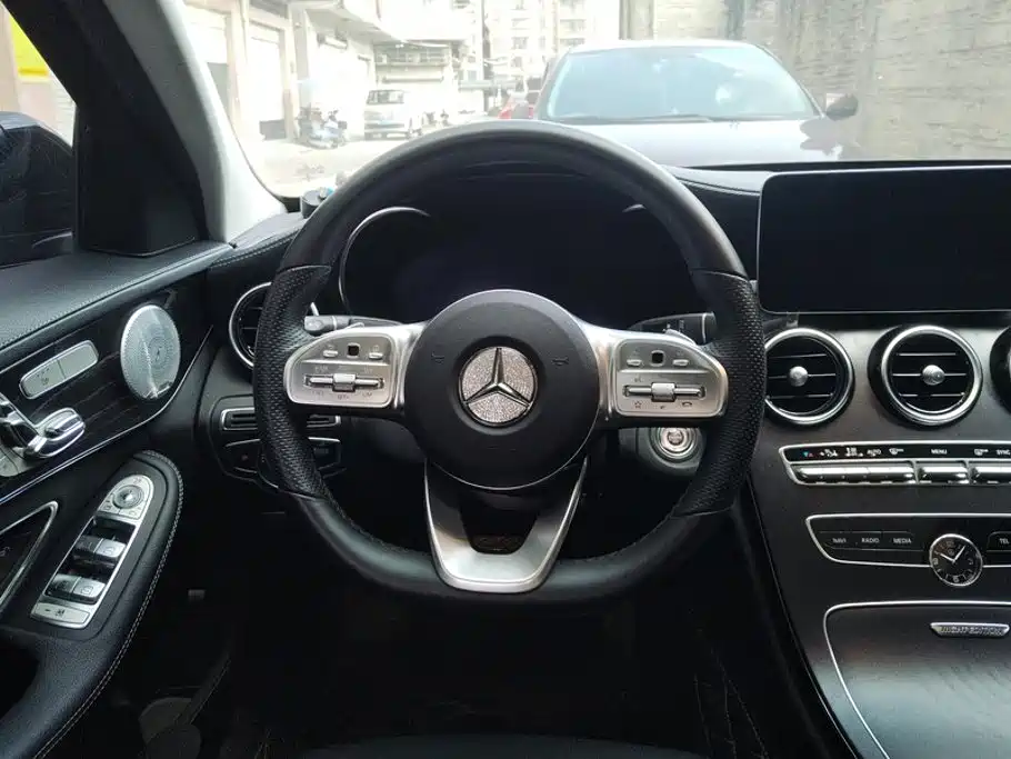 Mercedes-Benz C-Class — миниатюра 15