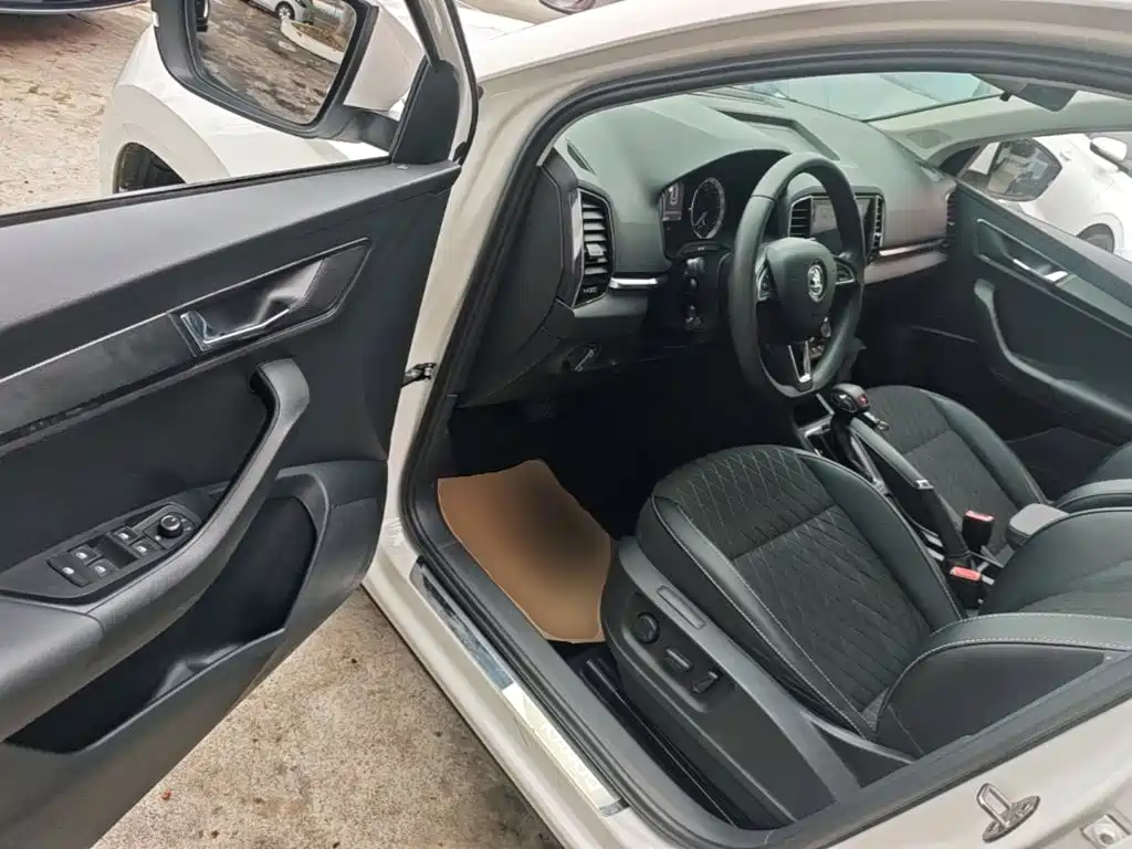 Skoda Karoq — миниатюра 16