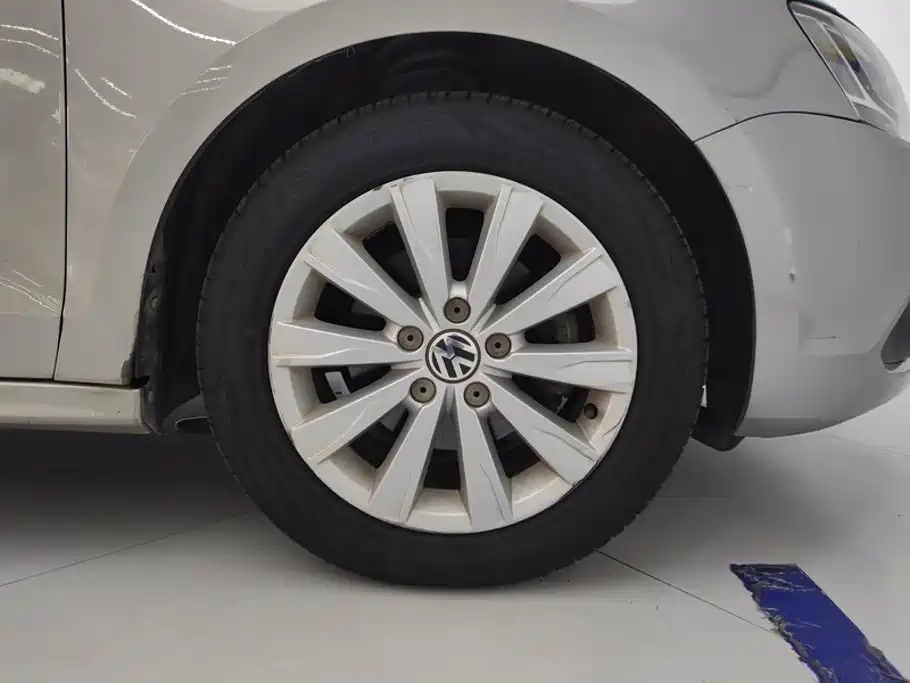 Volkswagen Sagitar — миниатюра 6