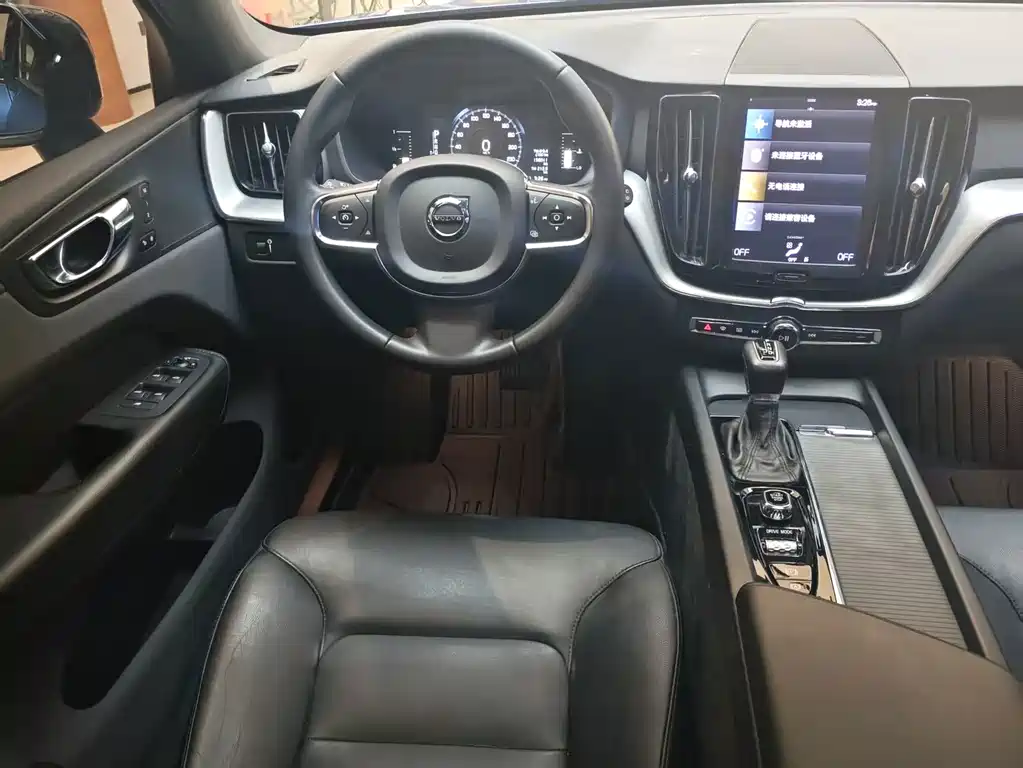 Volvo XC60 — миниатюра 12