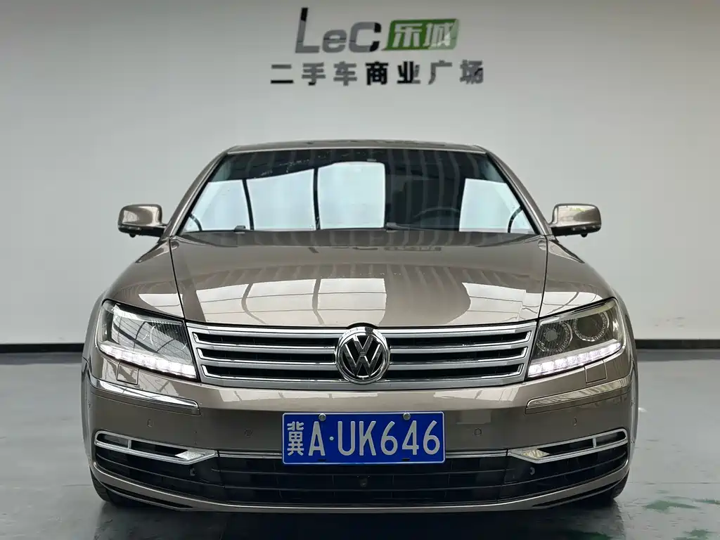 Volkswagen Phaeton — миниатюра 2