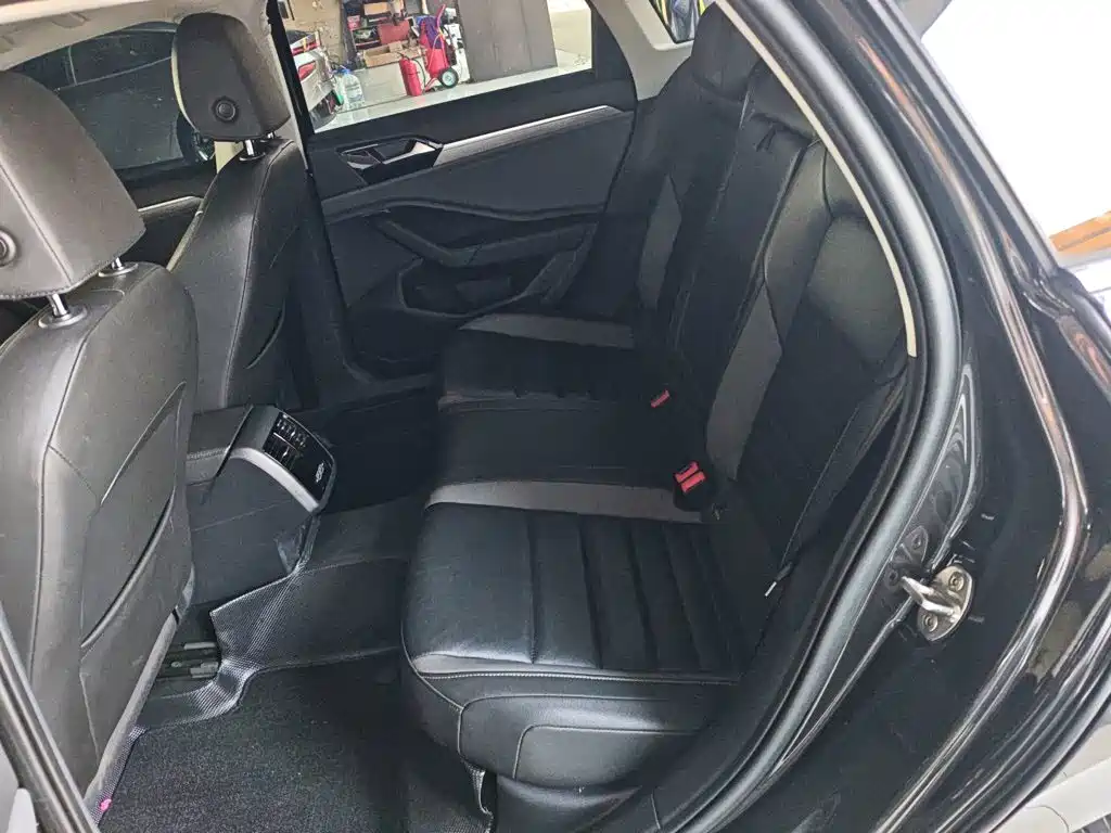 Volkswagen Sagitar — миниатюра 13