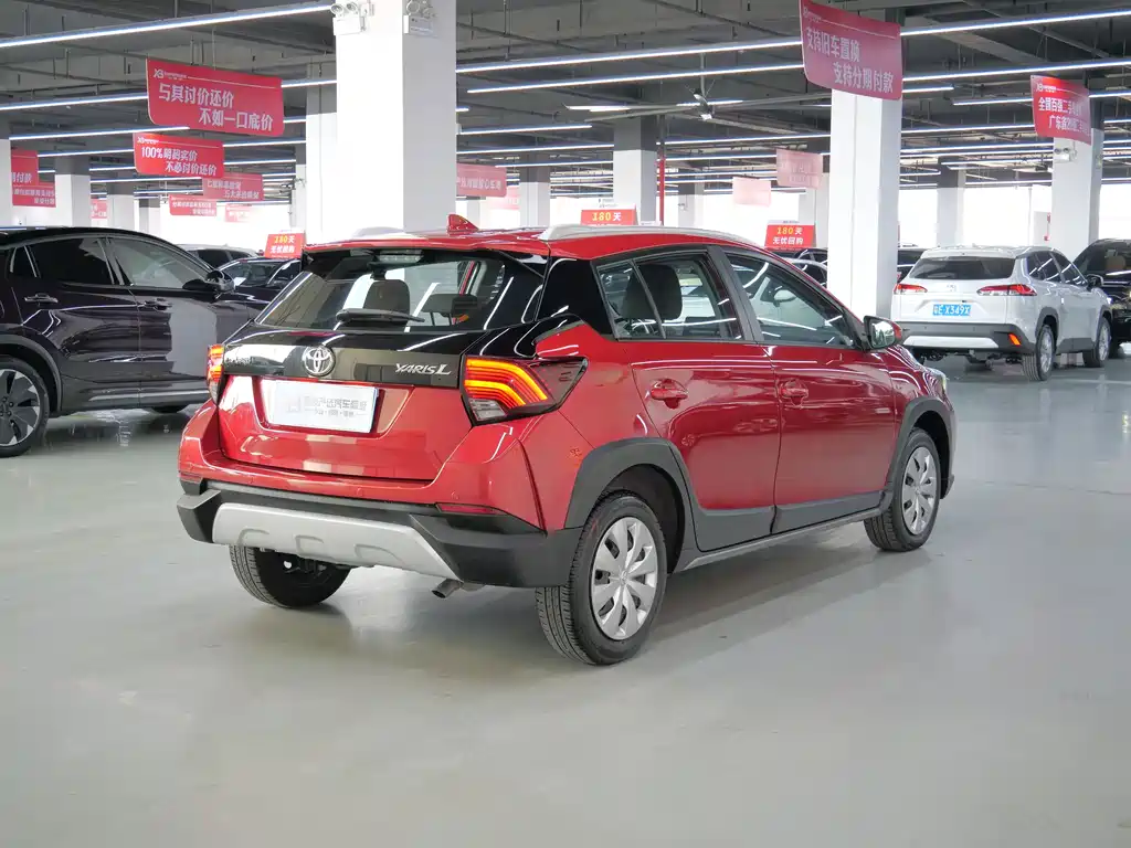 TOYOTA YARIS L ZHIXUAN