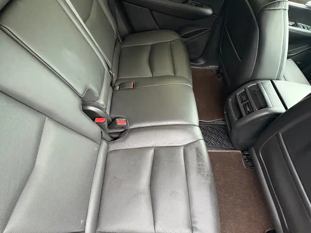 Cadillac XT5 — миниатюра 11