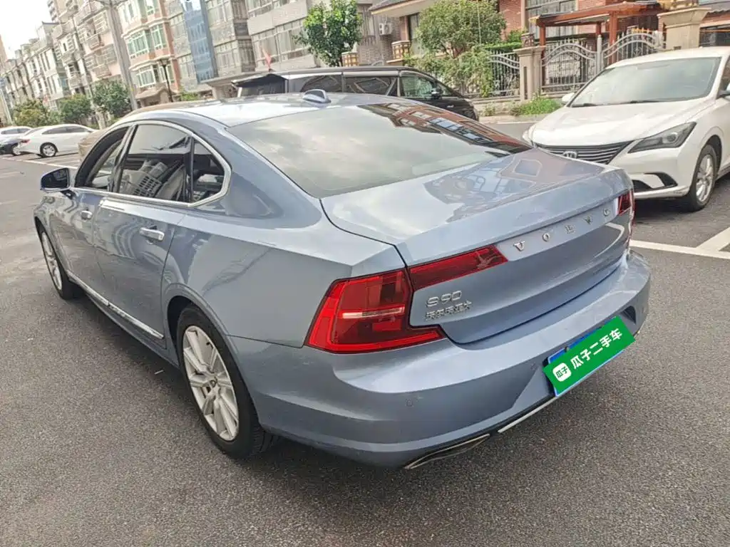 Volvo S90 — миниатюра 5
