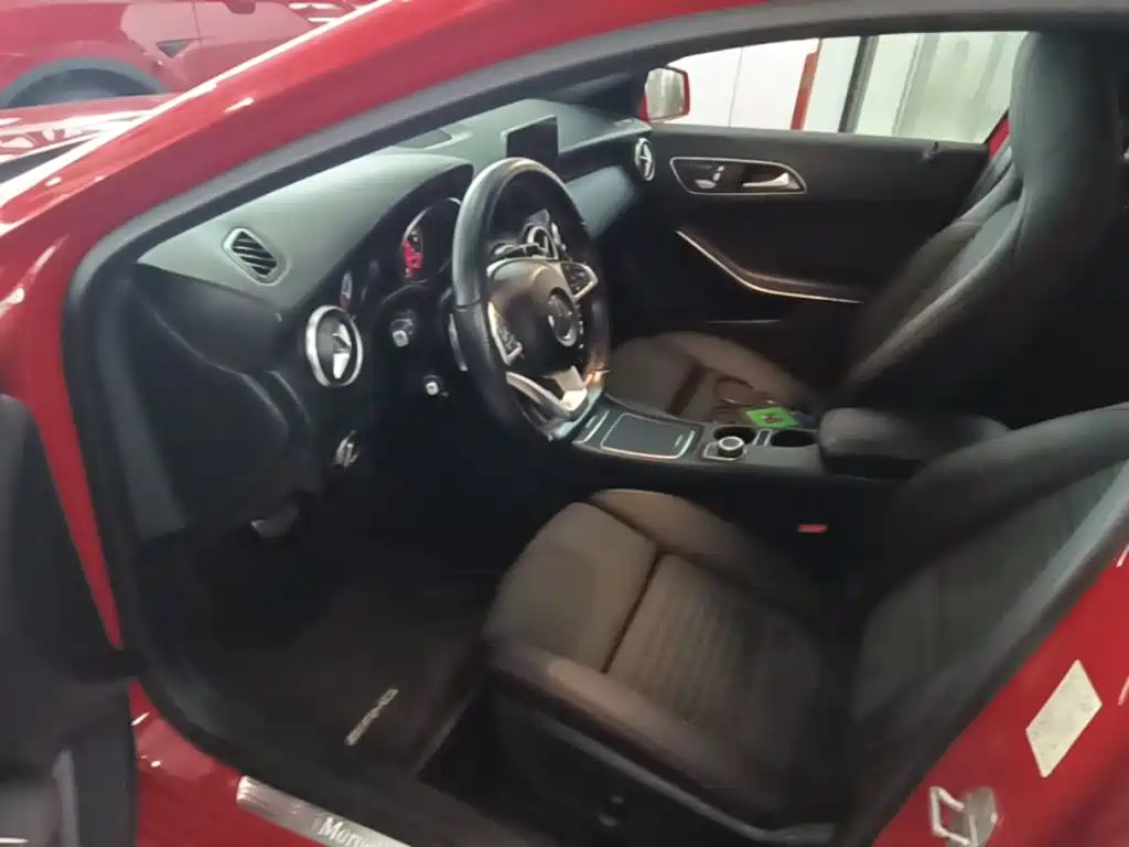 Mercedes-Benz A-Class (Import) — миниатюра 16