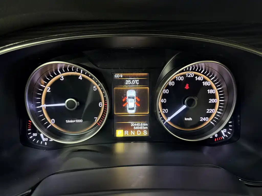 Hongqi Hongqi H7 — миниатюра 23
