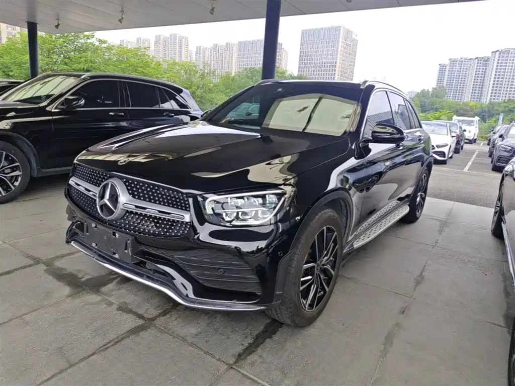 Купить Mercedes-Benz GLC