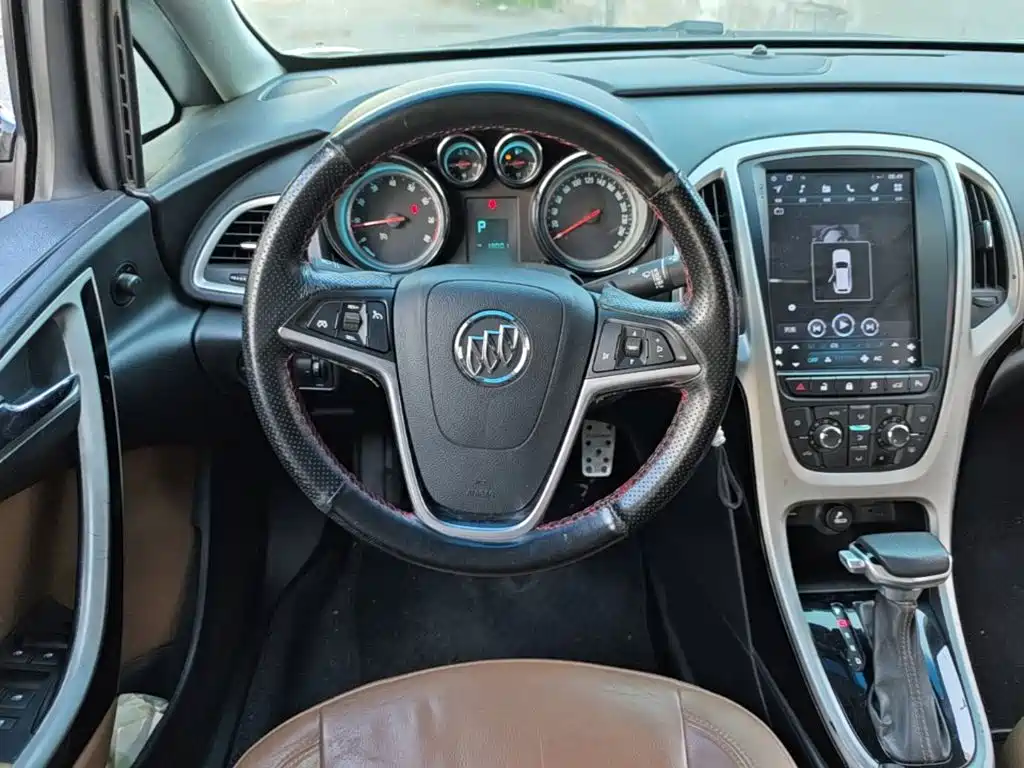 Buick Excelle — миниатюра 15
