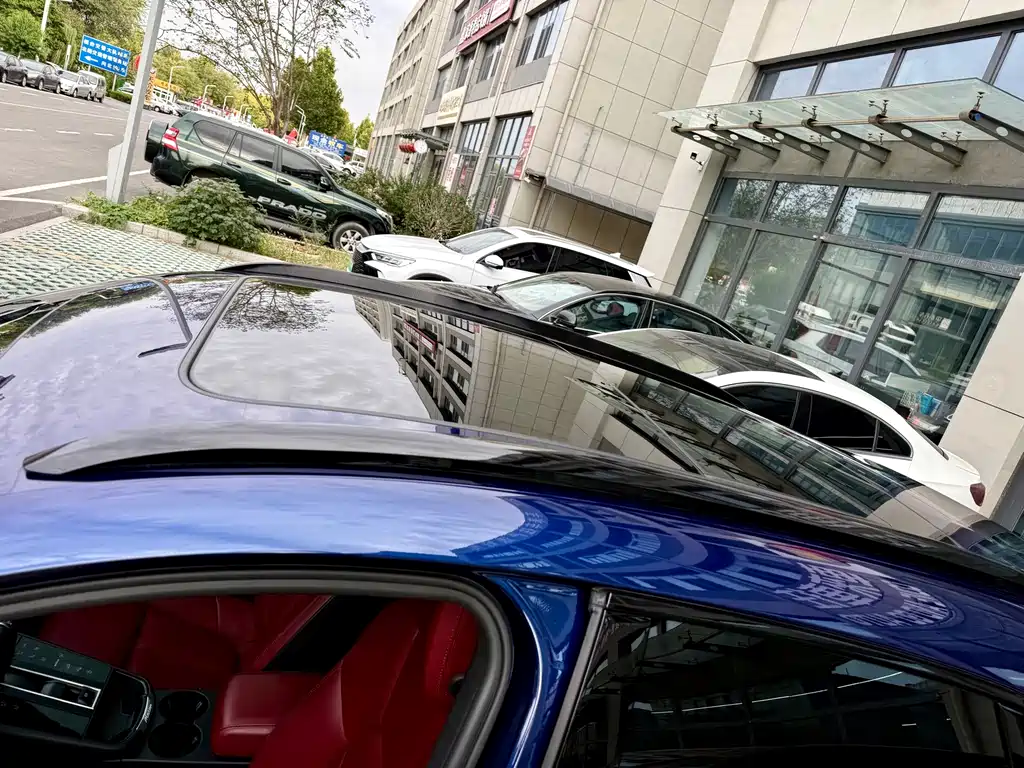 Porsche Macan — миниатюра 24