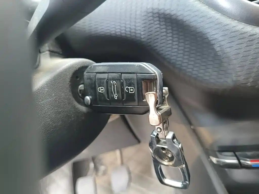 Peugeot 2008 — миниатюра 9