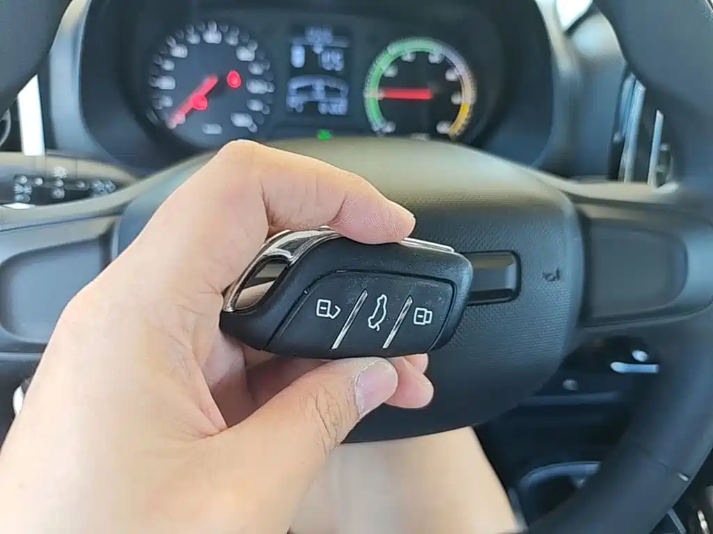 Roewe Clever — миниатюра 9