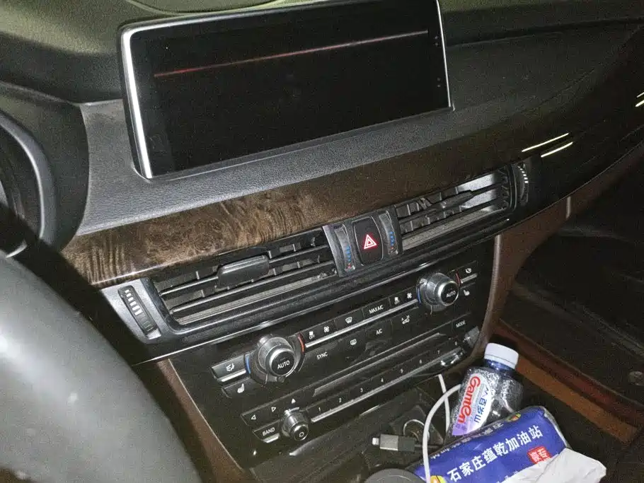 BMW X5 (Import) — миниатюра 13
