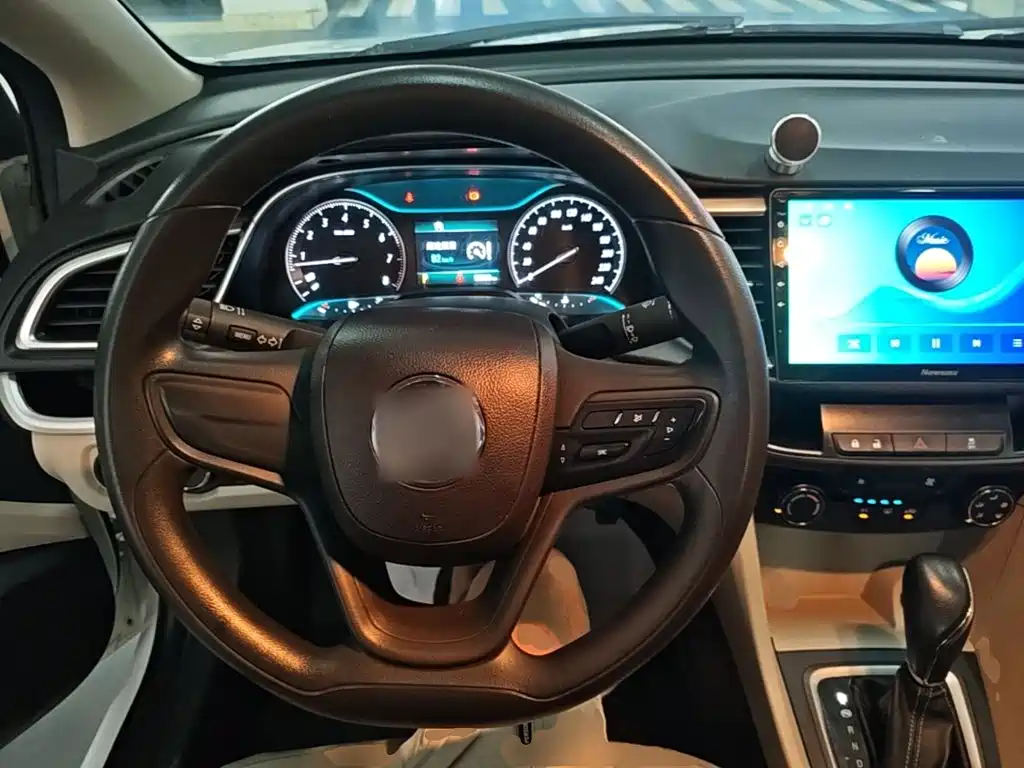 Buick Excelle — миниатюра 11