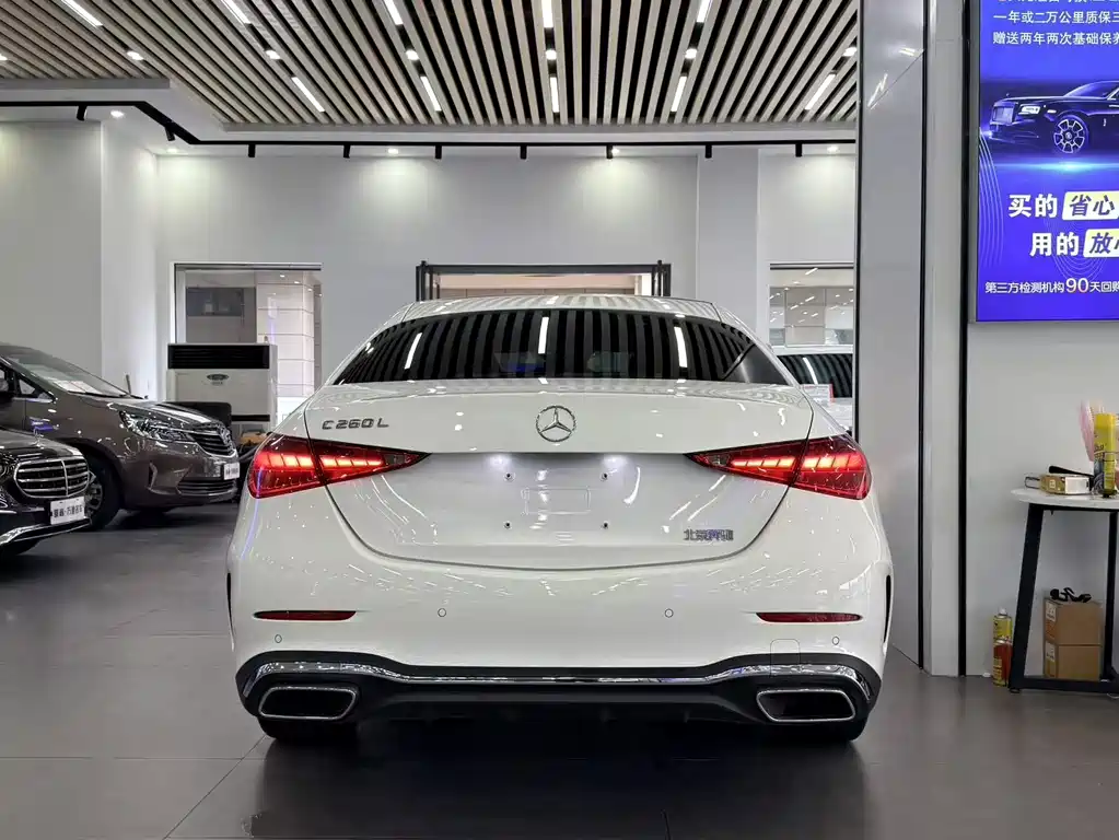 Mercedes-Benz C-Class — миниатюра 5
