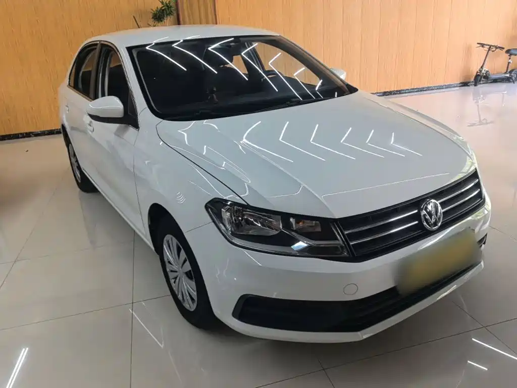 Volkswagen Santana — миниатюра 4