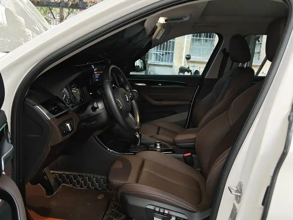 BMW X1 — миниатюра 11