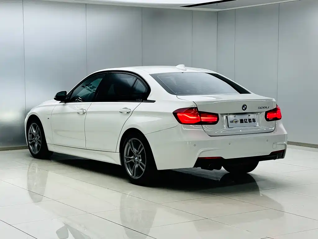 BMW 3 Series — миниатюра 7