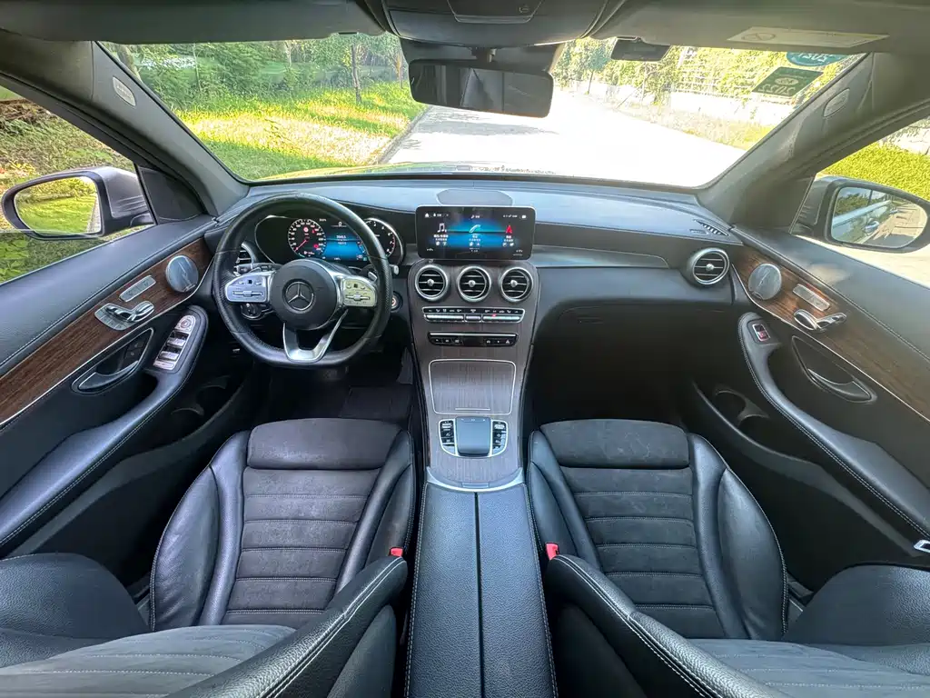 Mercedes-Benz GLC — миниатюра 12