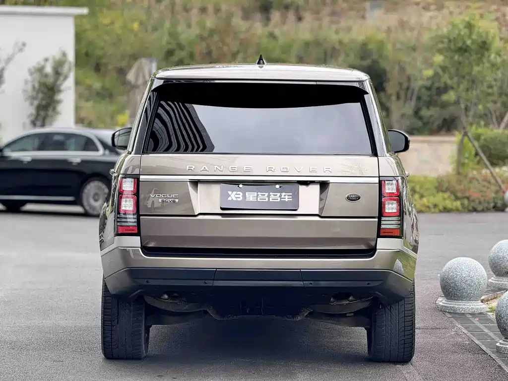 Land Rover Range Rover — миниатюра 17