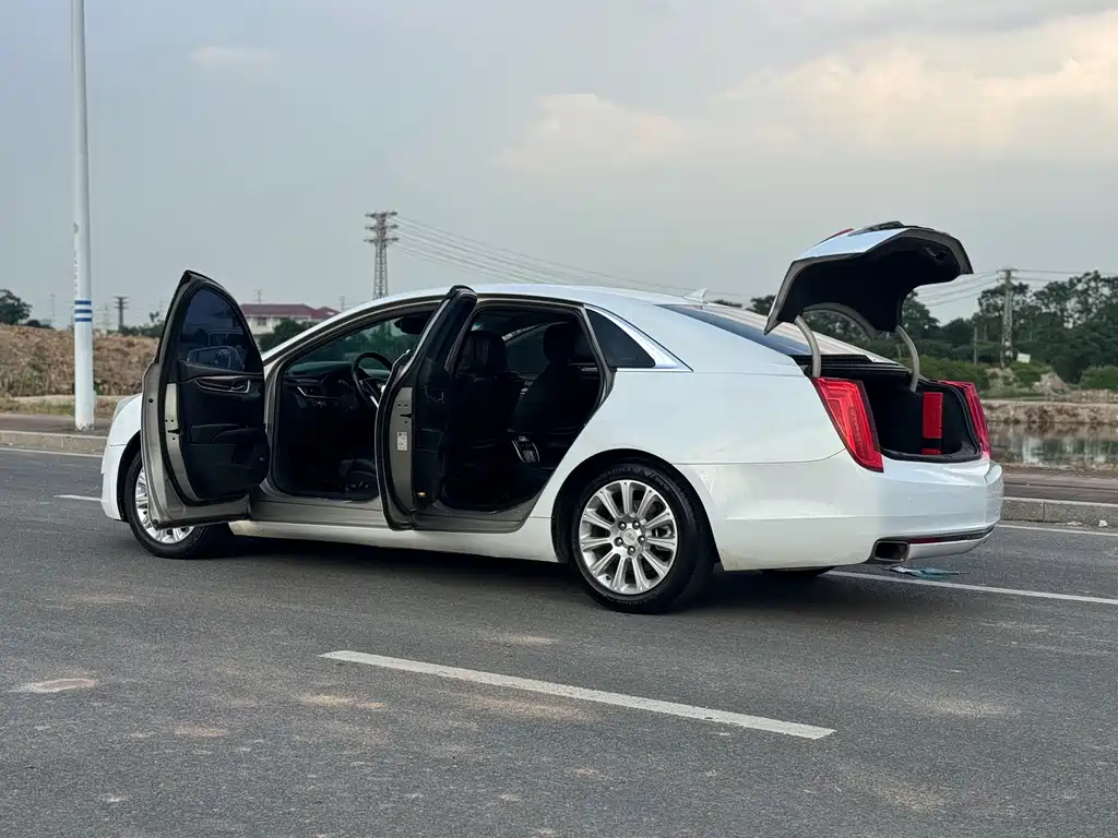 Cadillac XTS — миниатюра 26