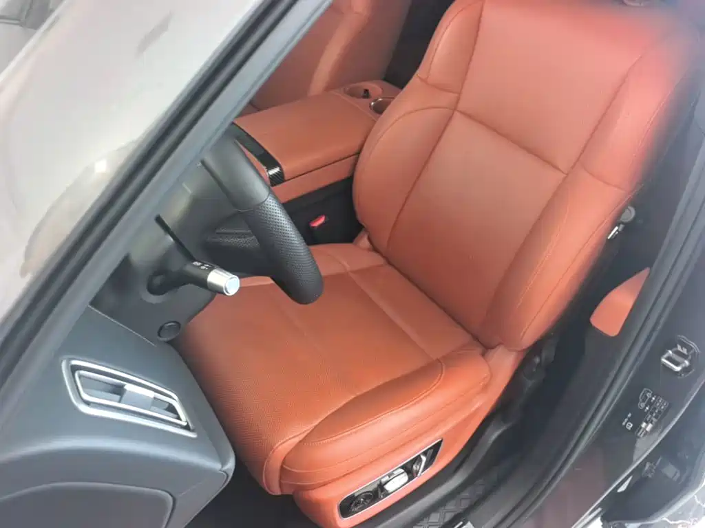 Li Auto Li L8 — миниатюра 15